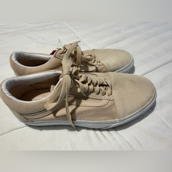 Vans Women’s Tan Sneakers - Picture 4 of 5